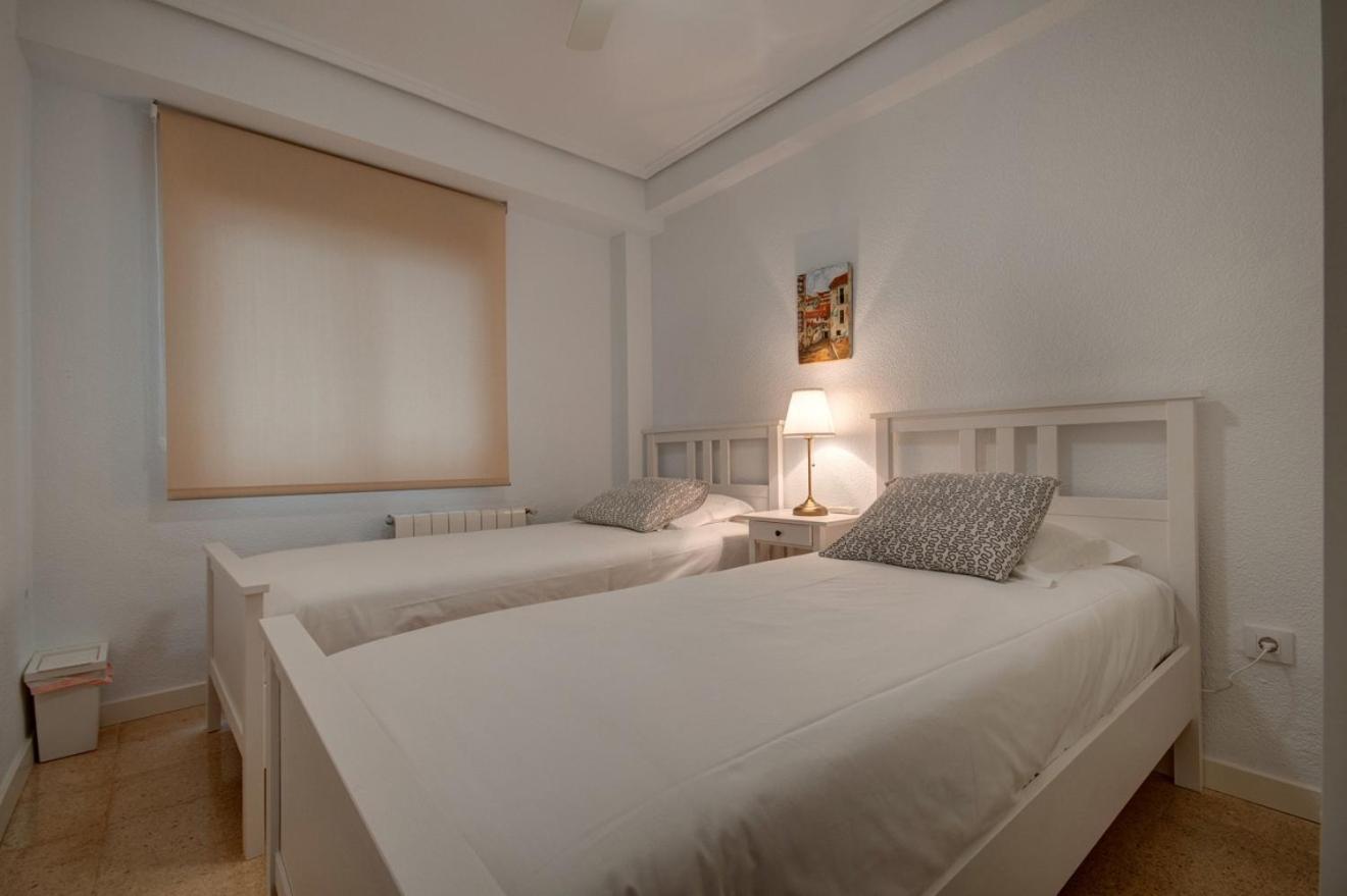 Beds & Breaks Ferrero Apartment Валенсия Екстериор снимка