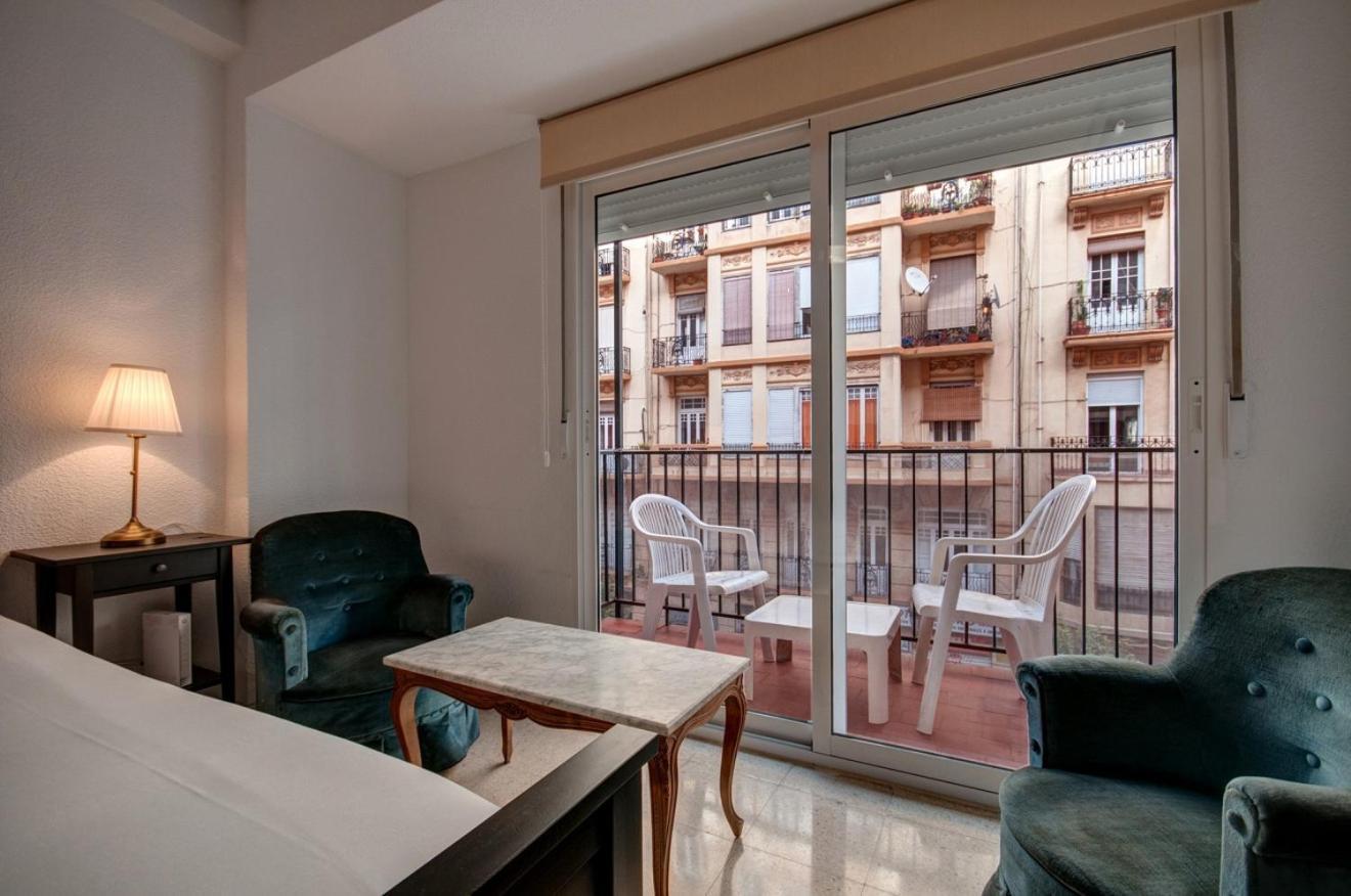 Beds & Breaks Ferrero Apartment Валенсия Екстериор снимка